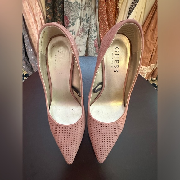 Guess peachy textured heels size 6 - Picture 3 of 7